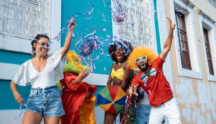 Ideias de look Mercatto pra arrasar no carnaval sem esforço