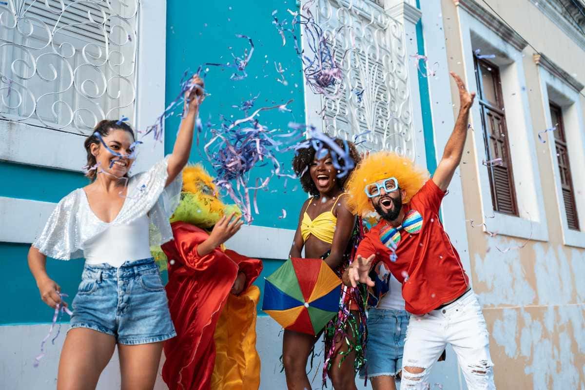 Ideias de look Mercatto pra arrasar no carnaval sem esforço
