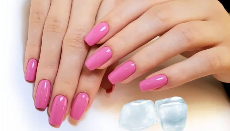 Esse truque com gelo deixa o esmalte mais resistente por dias