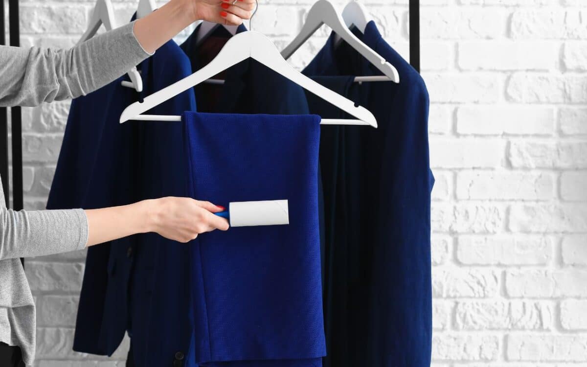 As bolinhas nas roupas pode ser um grande problema, mas podem ser evitadas e resolvidas de uma maneira bem simples e eficiente; entenda o que acontece.