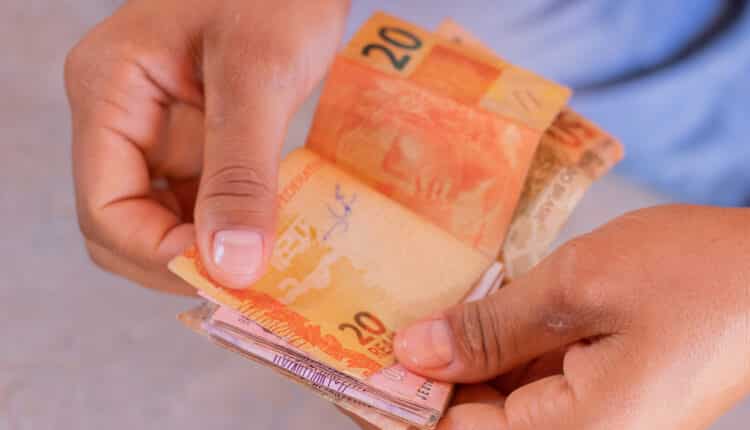 Sua conta de luz ficará no zero a zero, mas apenas se você cumprir os pré-requisitos necessários para isso.