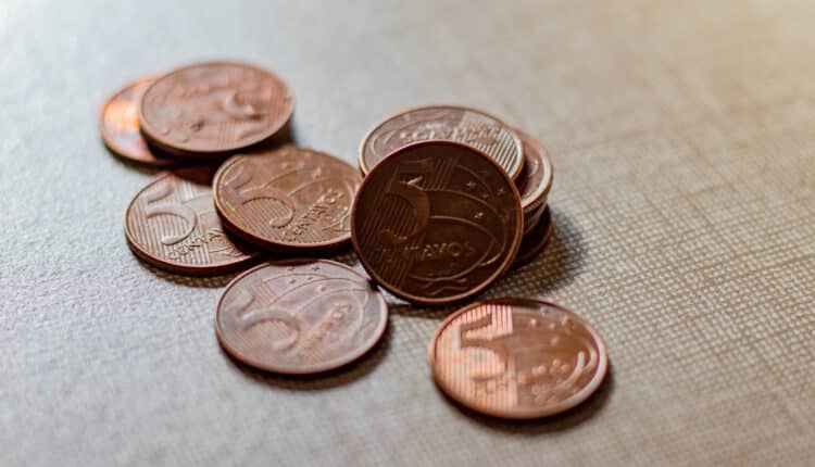 Aprenda como multiplicar 10 mil vezes o valor da sua moeda de apenas 5 centavos. algumas pessoas vão conseguir o resultado ideal.