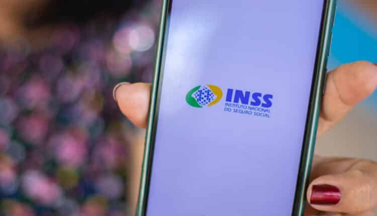O INSS pode ajudar na sua renda mensal com alguns benefícios que poucos falam, mas que muitos têm direito sem saber.