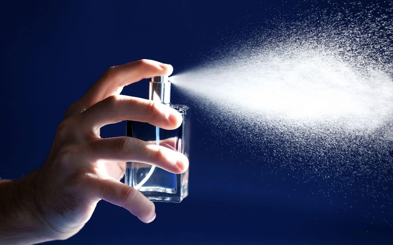 Gosta da Natura? Então conheça 4 perfumes que fixam na pele e nunca mais saem dela; veja quais são os nomes e se valem a pena.