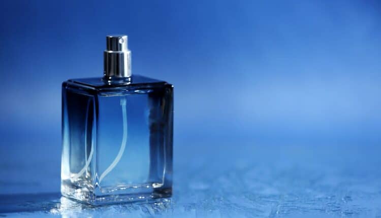 Quer um perfume freesco, com cheiro suave, porém marcante e delicado, que lembre o oceano? Sim, ele existe e você pode conseguir bem fácil.