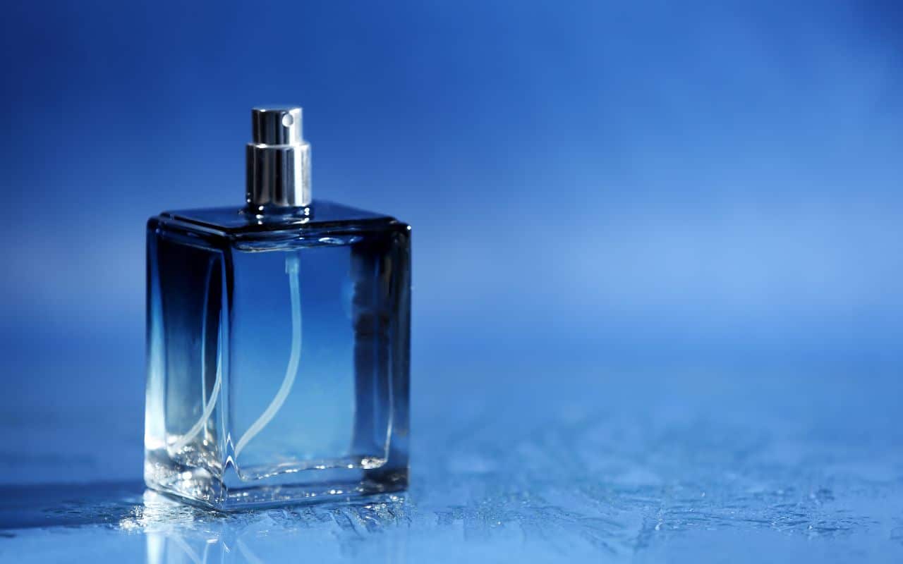 Quer um perfume freesco, com cheiro suave, porém marcante e delicado, que lembre o oceano? Sim, ele existe e você pode conseguir bem fácil.