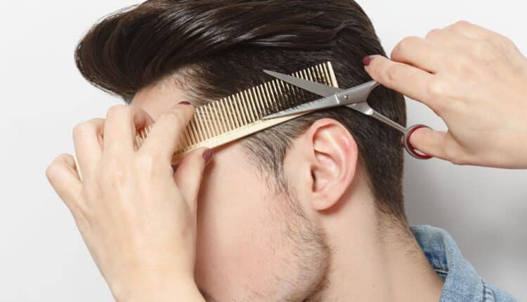 As tendências de cabelo masculino para 2025 foram atualizadas e podem surpreender muitas pessoas com o que está em alta.