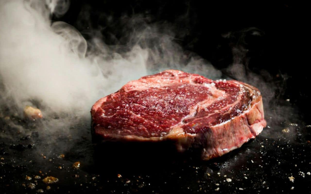 A carne sempre vai ficar dura, até mesmo a picanha, se você insistir no mesmo erro que todos cometem.